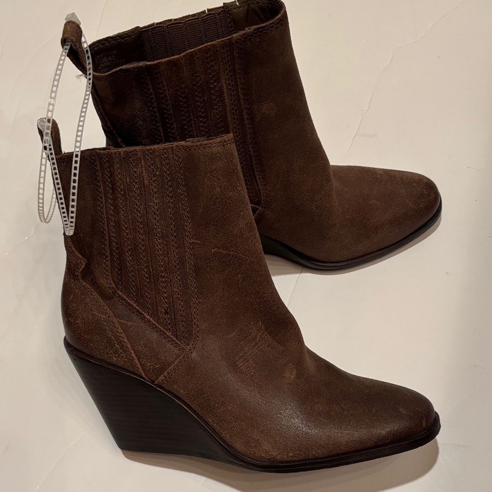 NWT LUCKY BRAND Women's Brown Wedge Ankle Boot 9 40 heels booties western rustic